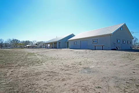 17 Tome Hill Rd, Los Lunas, NM 87031
