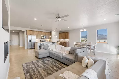 3217 Vatapa Rd NE, Rio Rancho, NM 87144