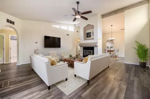 10800 Malaguena Ln NE, Albuquerque, NM 87111