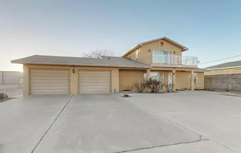 921 Romadora Ln SW, Albuquerque, NM 87121