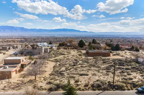 Alamogordo Drive Nw, Albuquerque, NM 87120