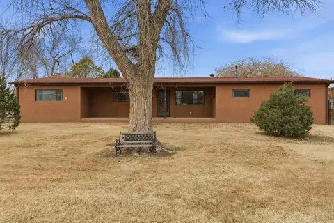 965 W Bosque Loop, Bosque Farms, NM 87068
