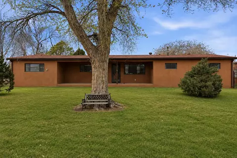 965 W Bosque Loop, Bosque Farms, NM 87068