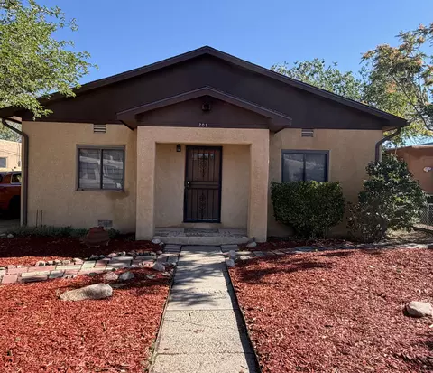 205 Natalie Ave NW, Albuquerque, NM 87107