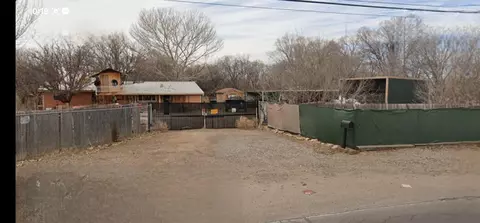 7021 Isleta Blvd SW, Albuquerque, NM 87105