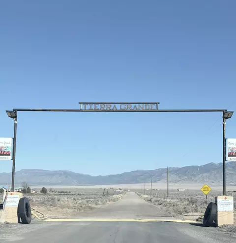 Parada Loop, Belen, NM 87002