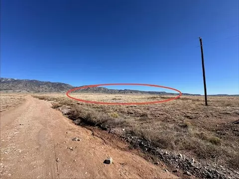 Parada Loop, Belen, NM 87002 photo 2
