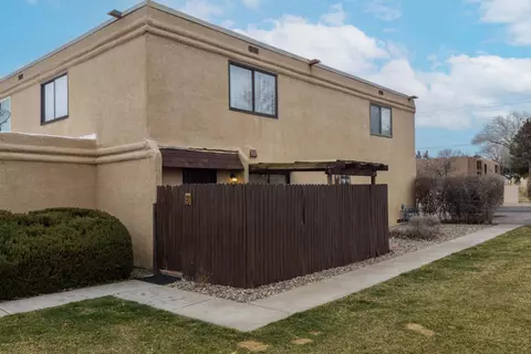 8452 Spain Rd NE #B, Albuquerque, NM 87111
