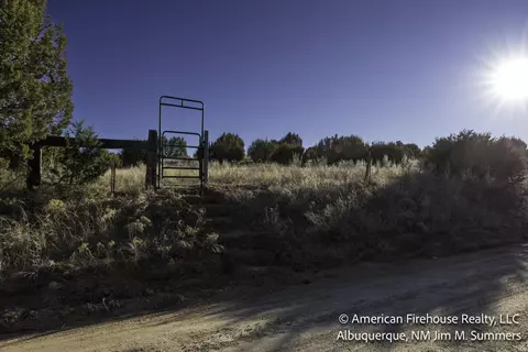 East Trail, Edgewood, NM 87015