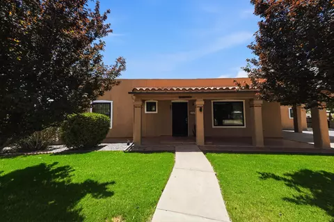 2425 Calle, Las Cruces, NM 88005