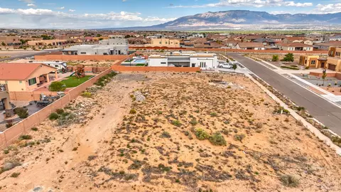 6509 Pato Rd NW, Albuquerque, NM 87120