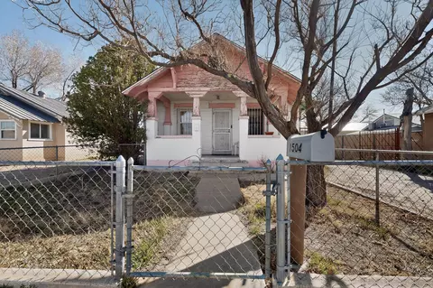 1504 6th St NW, Albuquerque, NM 87102