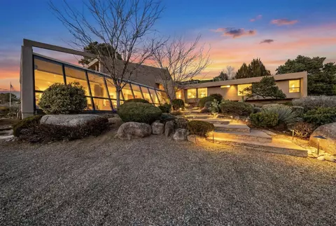 302 Juniper Hill Rd NE, Albuquerque, NM 87122