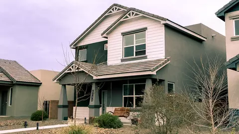 6124 Nauman Dr, Albuquerque, NM 87106