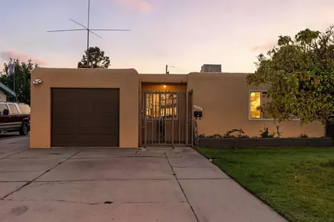 634 Gene Ave NW, Albuquerque, NM 87107