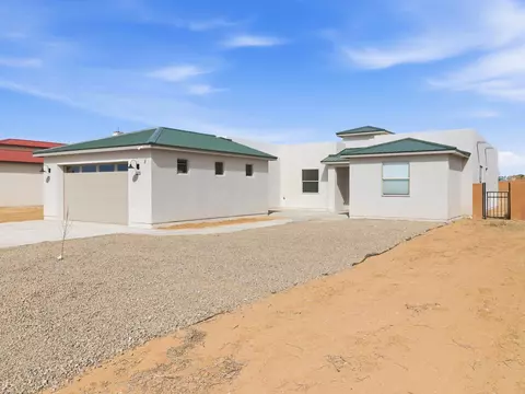 509 12th Ave SE, Rio Rancho, NM 87124