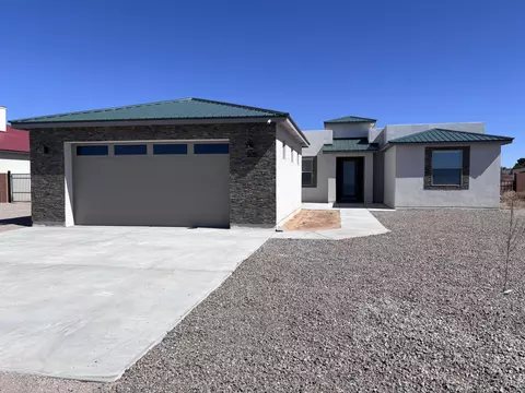 509 12th Ave SE, Rio Rancho, NM 87124