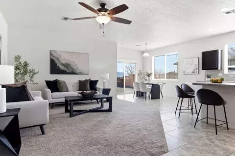126 Landing Trl NE, Rio Rancho, NM 87124
