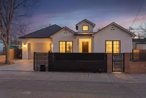1008 22nd St NW, Albuquerque, NM 87104