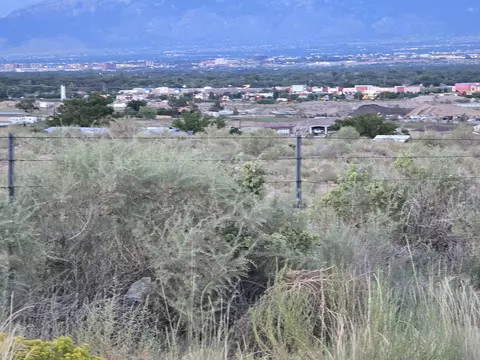 3730 Lisa Rd SW, Albuquerque, NM 87121
