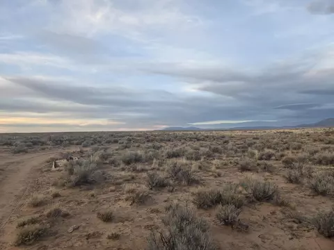 VL Rge Lot 15 Block 1052 #J, Belen, NM 87002