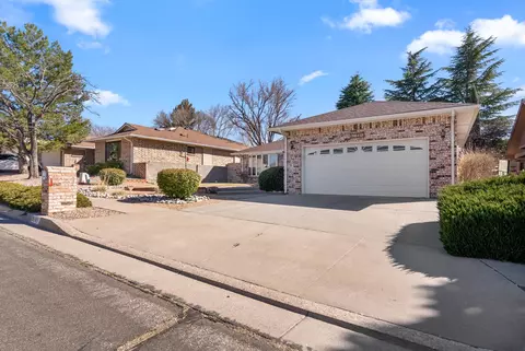 9108 Meriwether Ave NE, Albuquerque, NM 87109