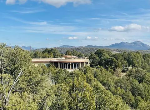 Undisclosed, Cedar Crest, NM 87008