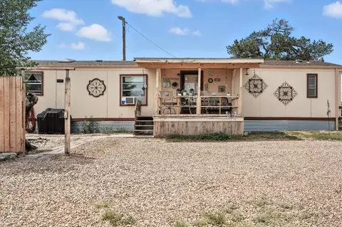 906 W 3rd St, Mountainair, NM 87036