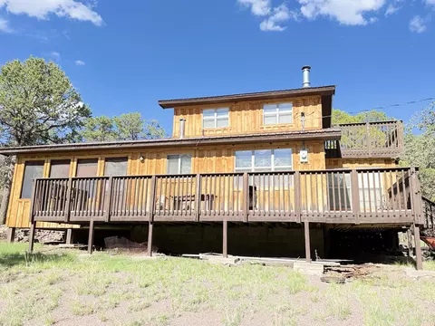 9 Cochise Dr, Magdalena, NM 87825