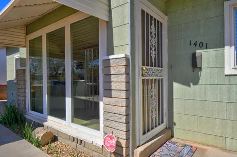 1401 Valle Alto Ct NW, Albuquerque, NM 87107