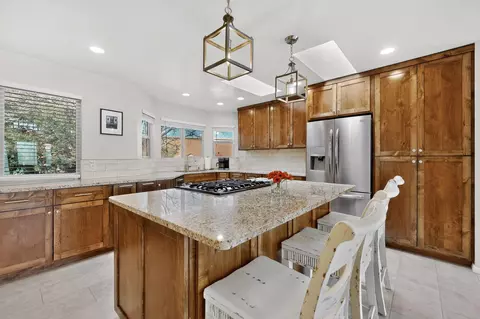 4000 Amy Kay Ct NW, Albuquerque, NM 87107
