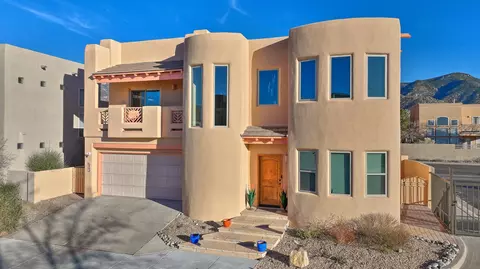 6300 Calla Lily Cir NE, Albuquerque, NM 87111