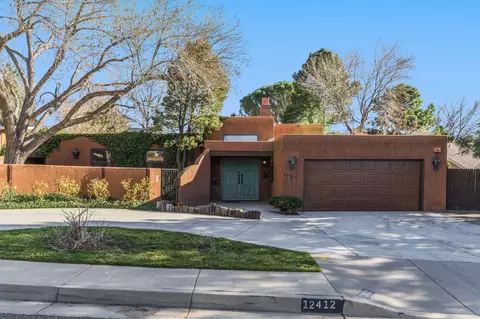 12412 Chelwood Pl NE, Albuquerque, NM 87112