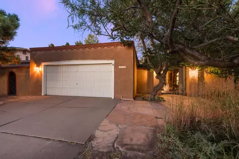 3020 Matador Dr NE, Albuquerque, NM 87111