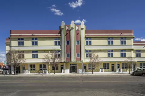 110 Richmond Dr SE UNIT 207, Albuquerque, NM 87106