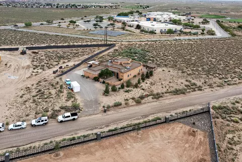 4013 Huron Dr NE, Rio Rancho, NM 87144