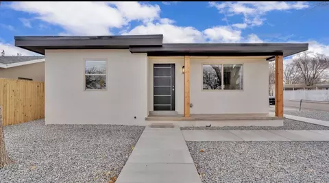 1144 Buena Vista Dr SE, Albuquerque, NM 87106