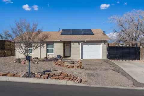 1739 Pegasus Ave SE, Rio Rancho, NM 87124