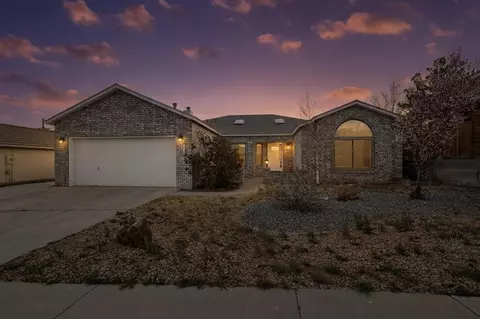 5404 Roanoke Ave NW, Albuquerque, NM 87120