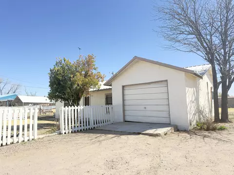 108 Faulkner Rd, Socorro, NM 87801