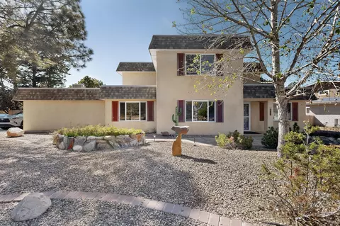 1062 Matador Dr SE, Albuquerque, NM 87123