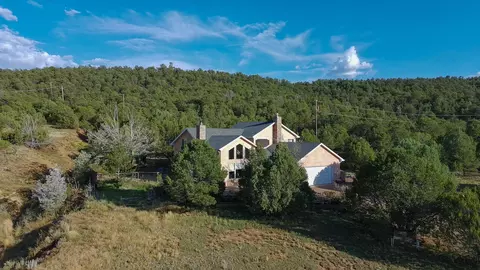 9 Calle De Prisa, Cedar Crest, NM 87008