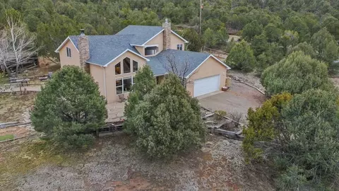 9 Calle De Prisa, Cedar Crest, NM 87008