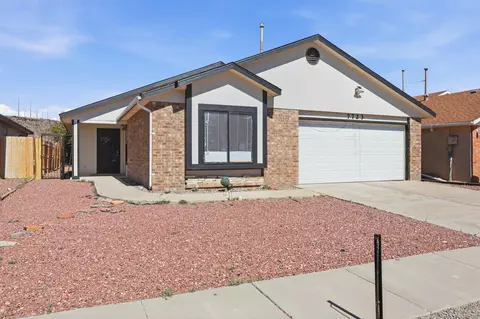 7723 San Benito St NW, Albuquerque, NM 87120