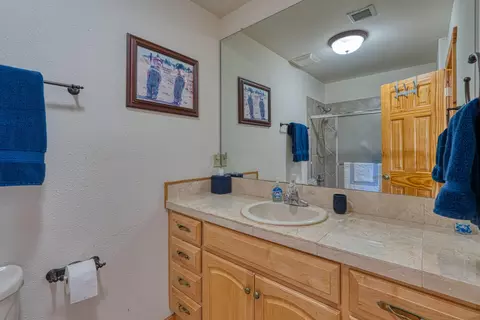 Bath - 485 Katrina Rd, Corona, NM 88318 photo 4 of 4