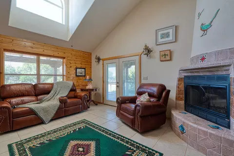 Living - 485 Katrina Rd, Corona, NM 88318 photo 4 of 4