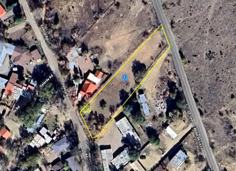 44 E Camino Abajo De La Loma, Ranchos De Taos, NM 87557