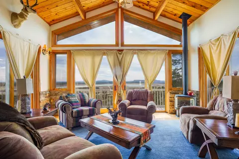 58 Alta Vista Trl, Los Ojos, NM 87551