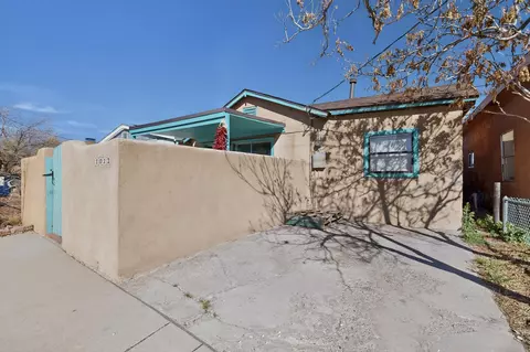 1012 21st St NW, Albuquerque, NM 87104
