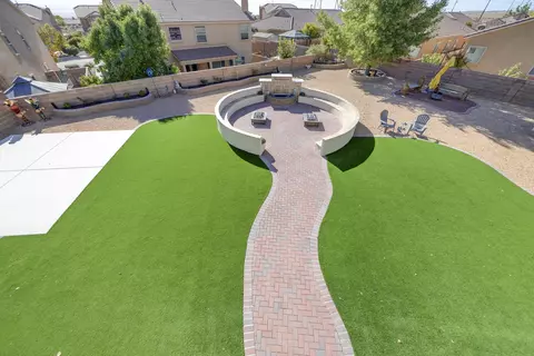 1324 Cirrus Dr NW, Albuquerque, NM 87120